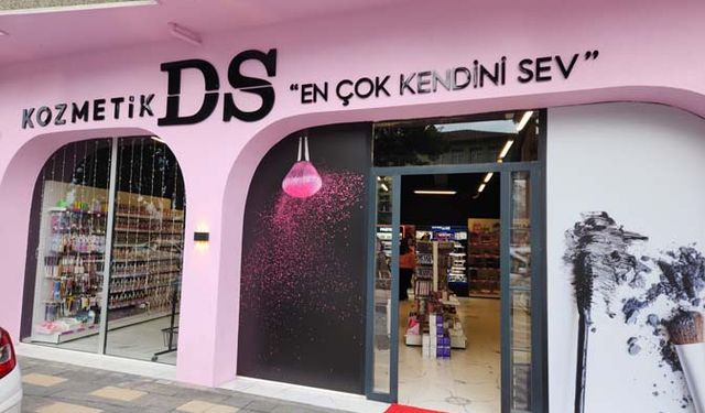 DS Kozmatik Çine’de Açılıyor: “En Çok Kendini Sev”