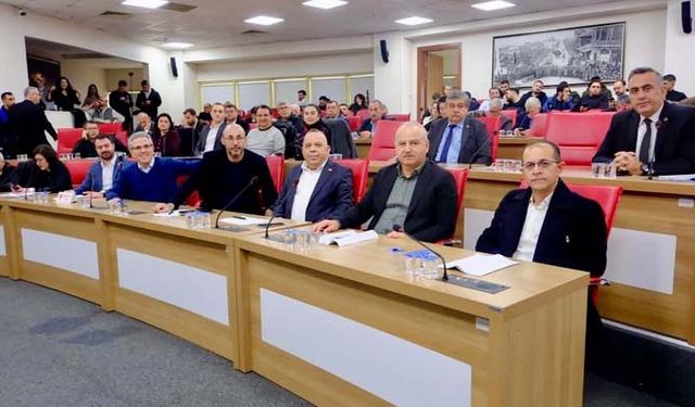 Meclise Damga Vuran Çıkış: Başkan Kıvrak’tan Büyükşehir Bürokrasisine Sert Tepki