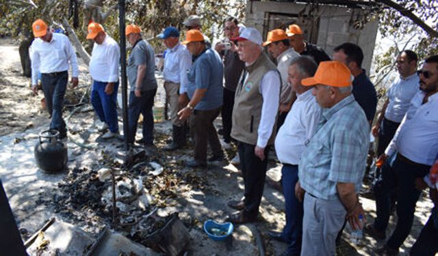 Bayraktar ve Eşiyok, Yangından Zarar Gören Çiftçilerle Buluştu