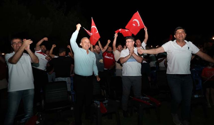 Çine Tek Yürek Oldu Kuva-yi Milliye Parkı’nı Doldurdu