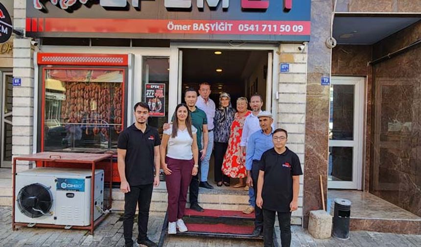 Başyiğit Sucukları, Ünlü Oyuncuya Baston attırdı