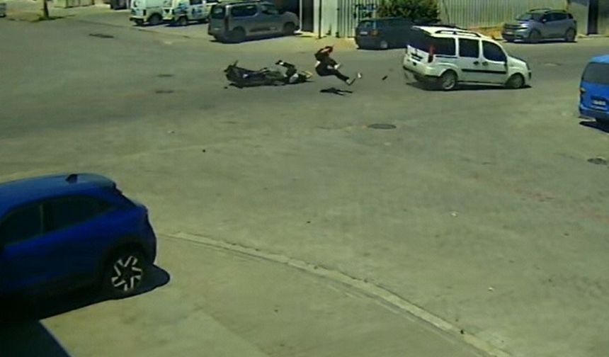 Ağır yaralı olarak hastaneye kaldırılan motosiklet sürücüsü hayatını kaybetti