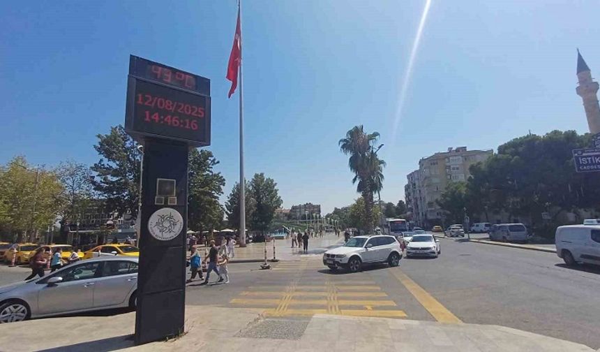 Aydın’da hissedilen sıcaklık 50 dereceye yaklaştı
