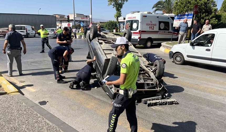 Otomobil takla attı: 2 kişi yaralandı