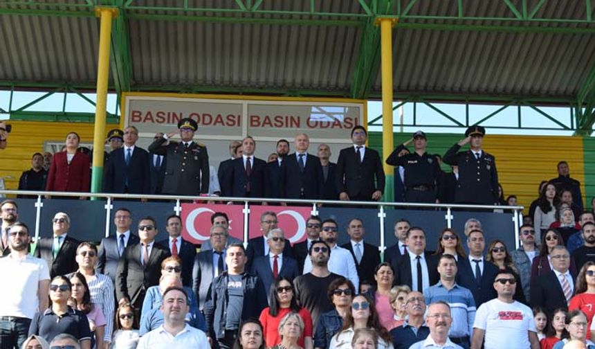 Çine’de 29 Ekim Cumhuriyet Bayramı Coşkusu