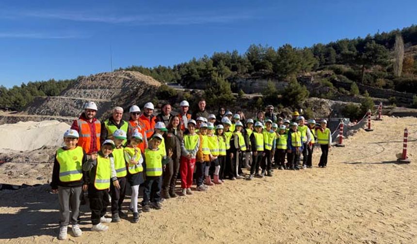 Çine’de Öğrenciler “Yeşil Vatan” İçin Sahada