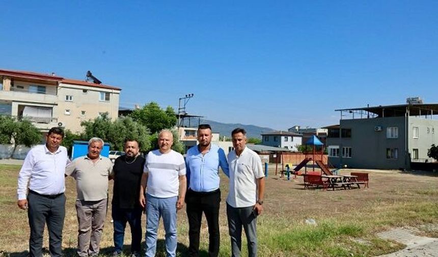 Başkan Kıvrak Karakollar Mahallesi'nde Vatandaşları Dinledi: "Her Köşeye Hizmet Götürmeye Devam Ediyoruz"