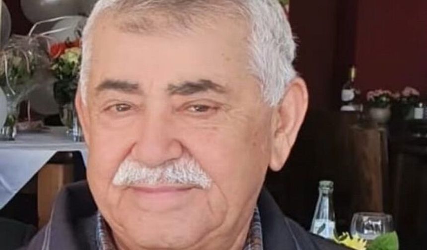 Ahmet Salmaz vefat etti