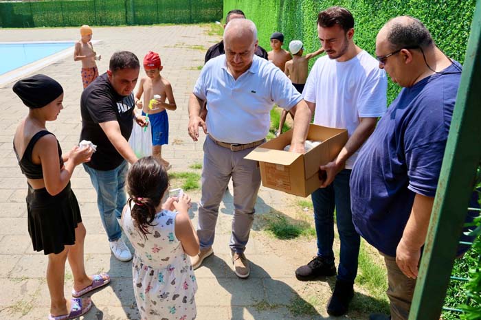 Başkan Mehmet Kivrak Yüzme Kursu Zi̇yareti̇ (5)