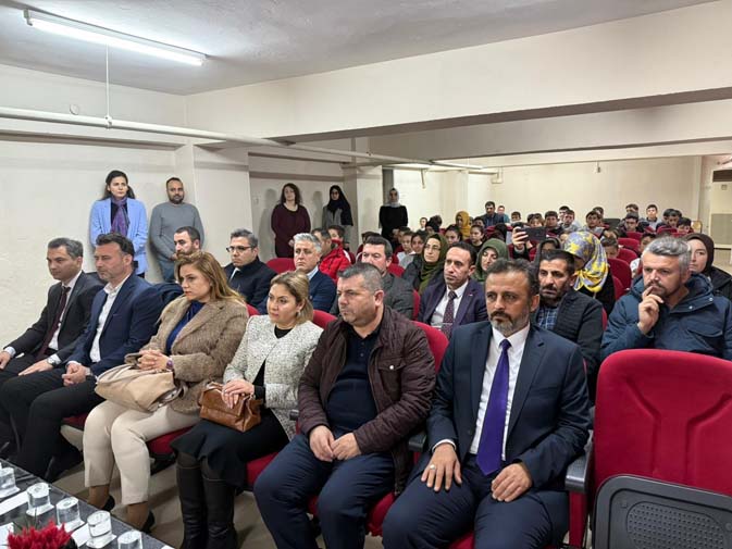 80Ffc2D4 17De 41C0 9Df4 6784A1Fb56Bd