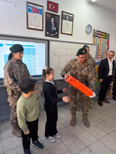 612146604 18500841007074015 6771974192525054092 N