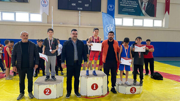 Ae0B92Fe C16E 4166 967A Bb08D28D495E