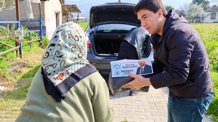 Ramazan Yardimi Dağitimi (10)