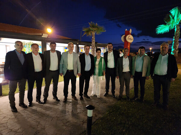 Ffccfe25 Ee07 448E Ab80 Bd6C913Ba827