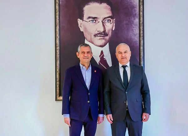 Kıvrak’tan Siyasi Yol Haritasında Yeni Dönem: “Yeni Parti’yi İktidara Taşımak İçin Çalışacağım”